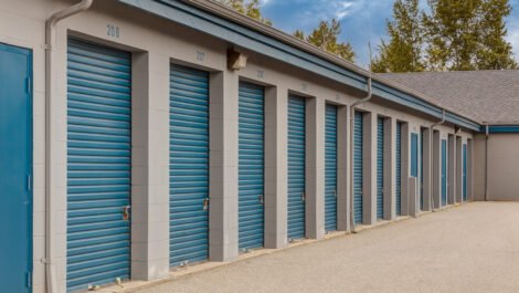Drive Up Storage units Maple Ridge
