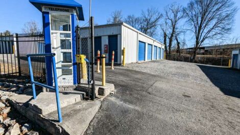 drive up self storage in Kingsport